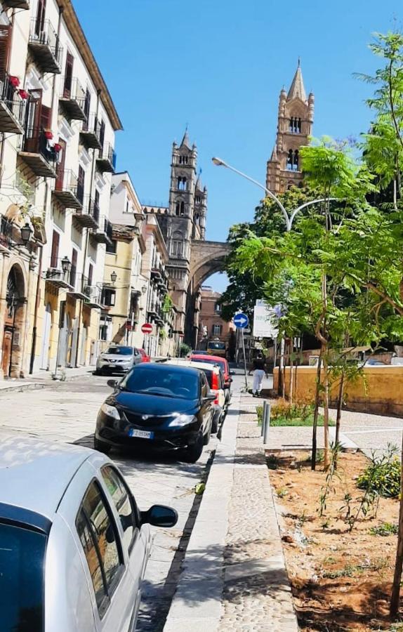 דירות פלרמו A Due Passi Dalla Cattedrale מראה חיצוני תמונה